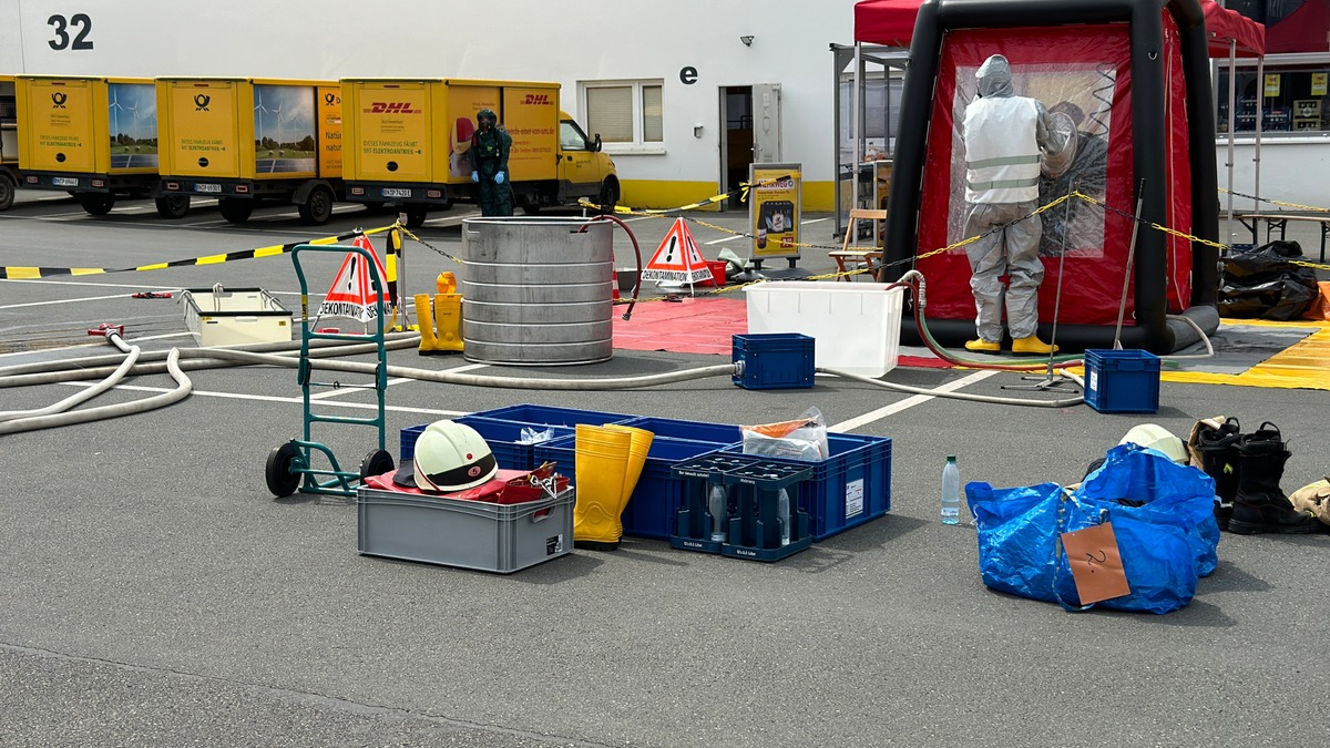 POL-SO: Großeinsatz für Feuerwehr, Rettungsdienst und Polizei in Geseke - Foto: presseportal.de