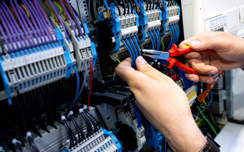 Die deutsche Wirtschaft setzt auf Anwerbung von Fachkräften - Foto: Sven Hoppe/Deutsche Presse-Agentur GmbH/dpa Die deutsche Wirtschaft setzt auf Anwerbung von Fachkräften - Foto: Sven Hoppe/Deutsche Presse-Agentur GmbH/dpa