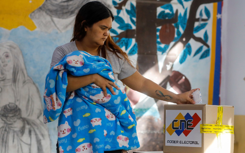 Insgesamt sind rund 21,6 Millionen Menschen wahlberechtigt. - Foto: Cristian Hernandez/AP/dpa