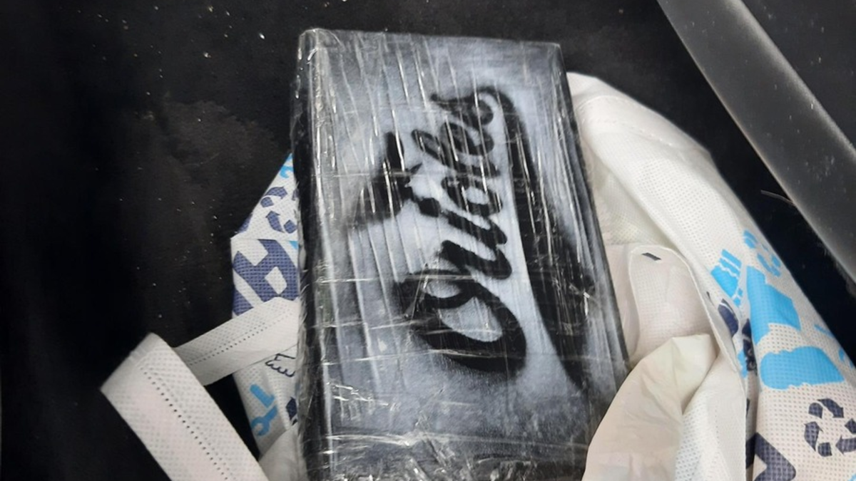 BPOL NRW: Grenzüberschreitendes Polizeiteam stellt 1,12 Kilogramm Kokain im Wert von 83.000 EUR auf der Autobahn 3 sicher - Foto: presseportal.de