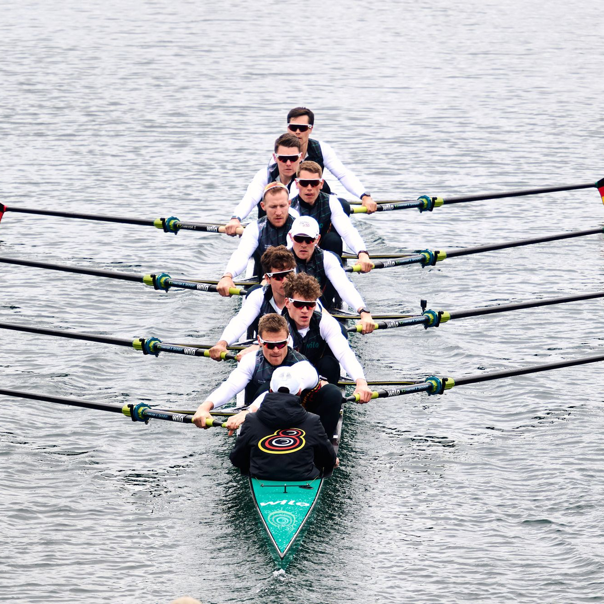 Der Deutschland-Achter hat bei Olympia den direkten Finaleinzug verpasst. - Foto: Bernd Thissen/dpa