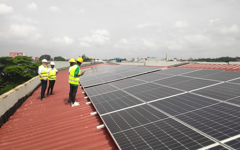 Investitionen mit Impact: Stiftung CEI Africa unterstützt EWIA bei Solarfinanzierungen in Afrika - Foto: presseportal.de