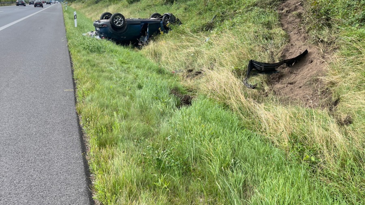 POL-GÜ: Vollsperrung der BAB19 im Bereich Linstow nach schwerem Verkehrsunfall - Foto: presseportal.de