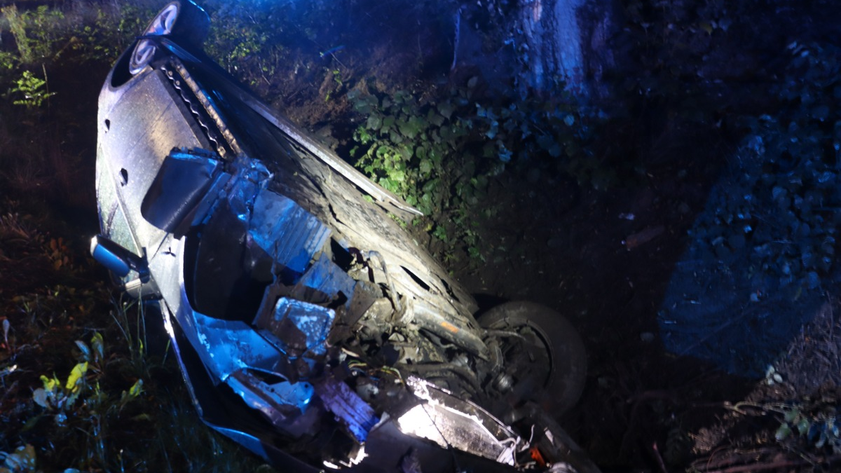 POL-HF: Flucht vor der Polizei endet im Graben- Jugendlicher unbefugt unterwegs - Foto: presseportal.de