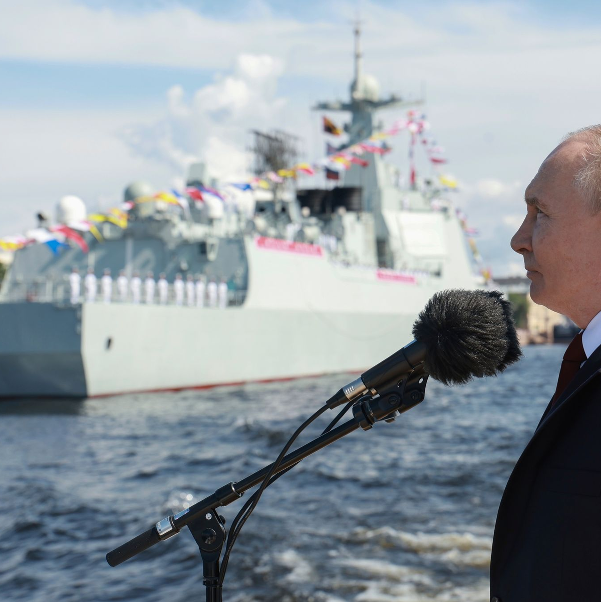 Russlands Präsident Putin droht mit Reaktionen auf die Stationierung von US-Raketen in Deutschland. (Archivbild) - Foto: Vyacheslav Prokofyev/Pool Sputnik Kremlin/AP/dpa