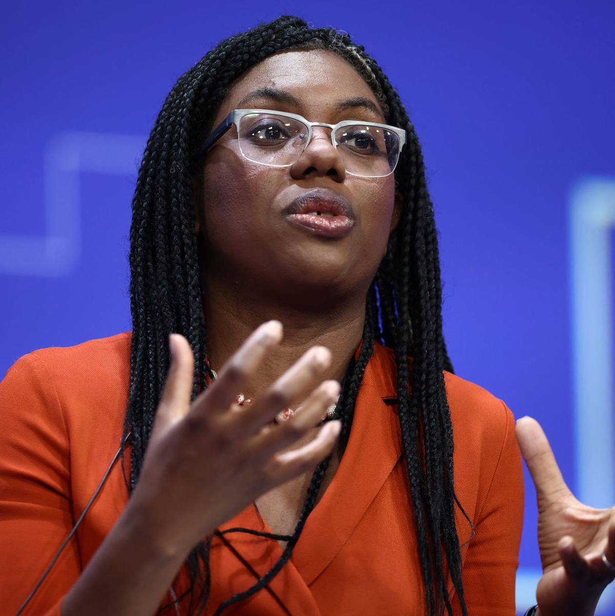 Werden gute Chancen zugerechnet: Kemi Badenoch (Archivbild) - Foto: Henry Nicholls/AP/dpa