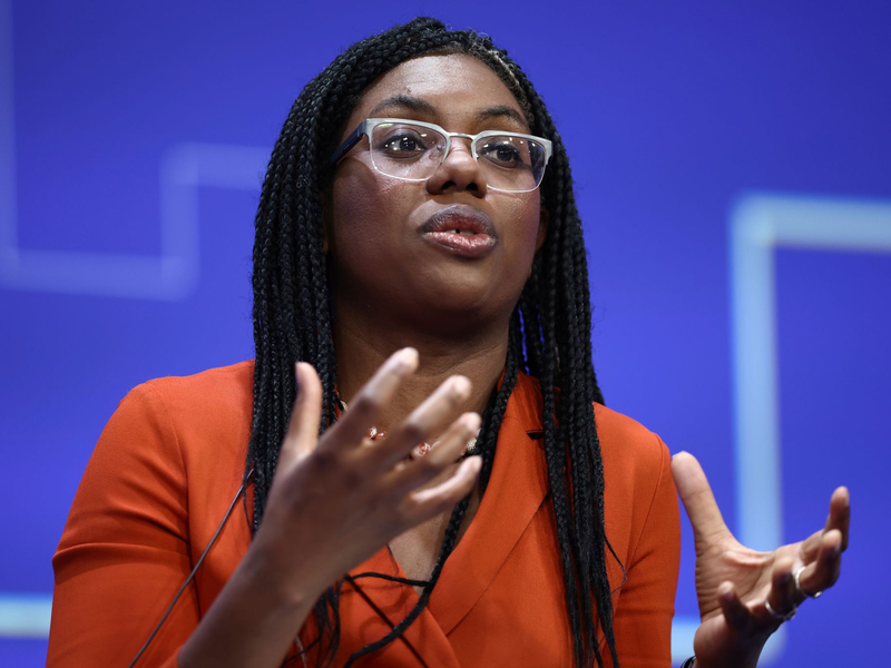 Werden gute Chancen zugerechnet: Kemi Badenoch (Archivbild) - Foto: Henry Nicholls/AP/dpa