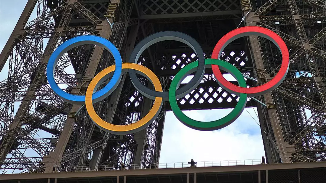 Eiffelturm mit Olympischen Ringen (Archiv) - Bild: über dts Nachrichtenagentur
