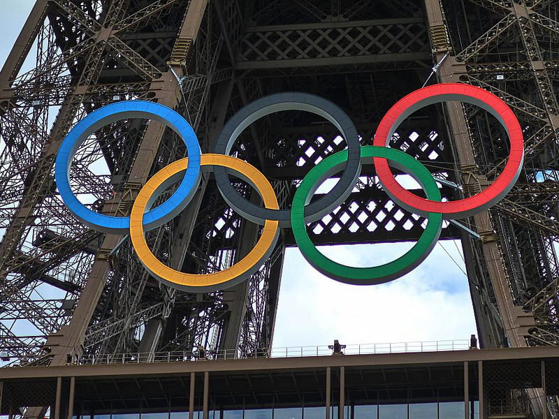 Eiffelturm mit Olympischen Ringen (Archiv) - Foto: über dts Nachrichtenagentur