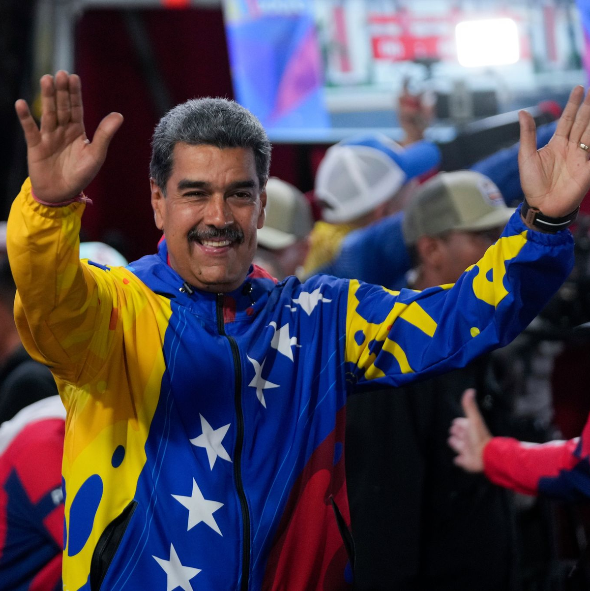 Der Nationale Wahlrat (CNE) erklärte Amtsinhaber Maduro zum Wahlsieger. - Foto: Fernando Vergara/AP