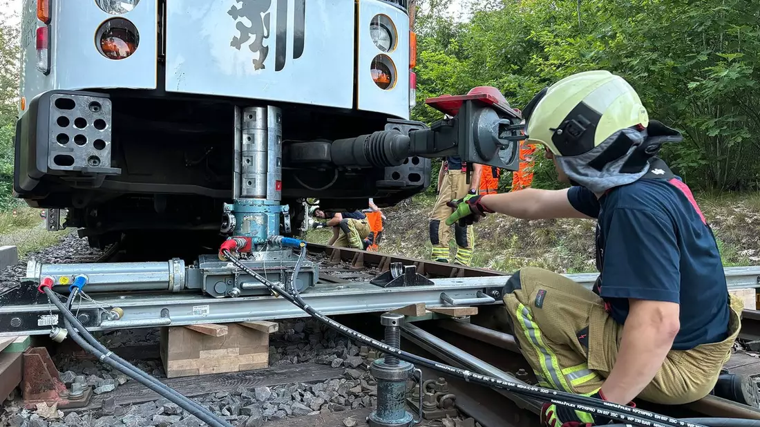FW Dresden: Informationen zum Einsatzgeschehen von Feuerwehr und Rettungsdienst in der Landeshauptstadt Dresden vom 29. Juli 2024 - Bild: presseportal.de