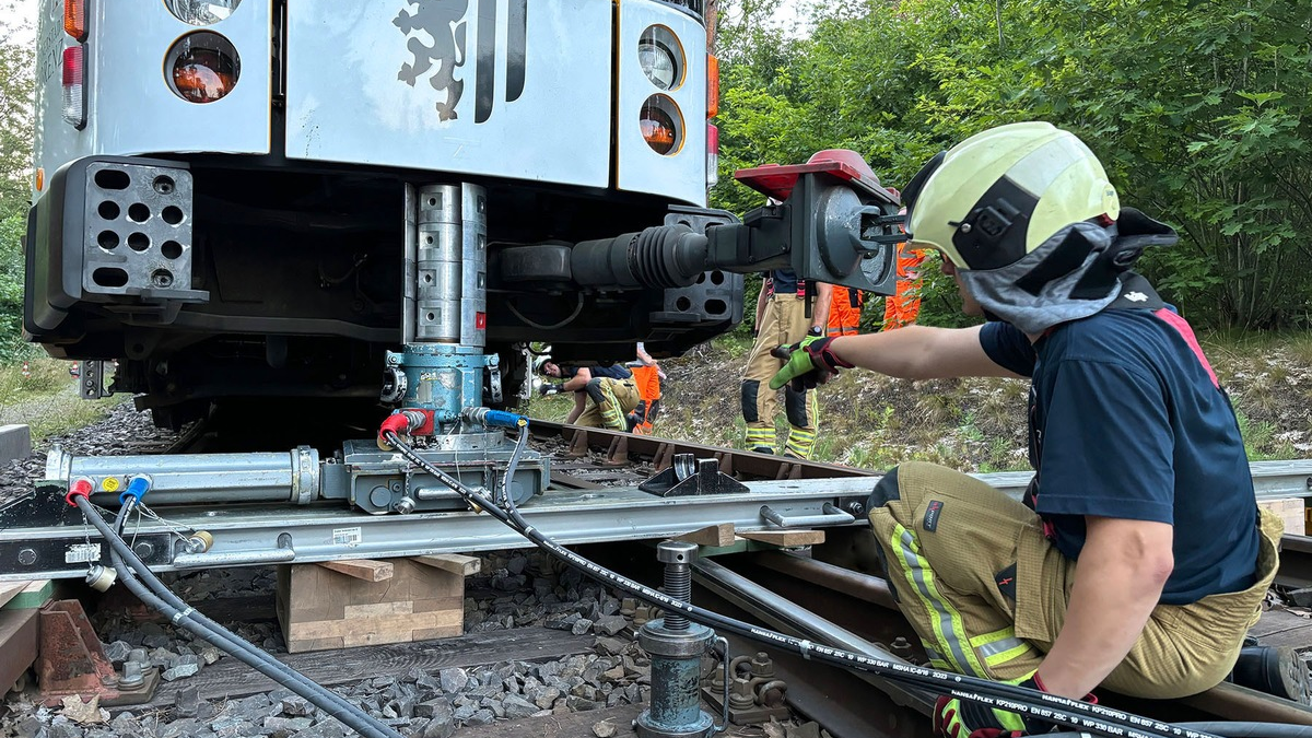 FW Dresden: Informationen zum Einsatzgeschehen von Feuerwehr und Rettungsdienst in der Landeshauptstadt Dresden vom 29. Juli 2024 - Foto: presseportal.de