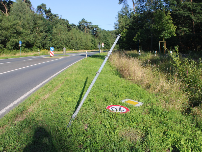 POL-COE: Olfen, Eversumer Straße/ Mast beschädigt - Foto: presseportal.de