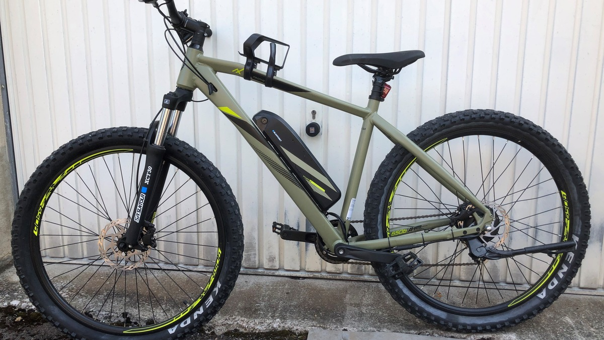 POL-HI: Nachts im Ostend - Polizei stellt nach Zeugenhinweis mutmaßliche Fahrraddiebe - Foto: presseportal.de