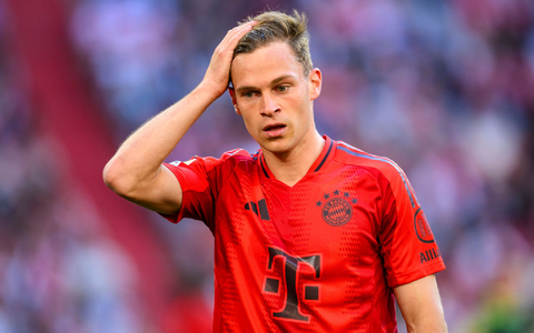 Bleibt langfristig beim FC Bayern: Alphonso Davies. - Foto: Tom Weller/dpa