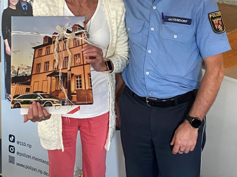 POL-PDTR: Polizeiinspektion Birkenfeld verabschiedet Frau Brunhilde Lorenz - Foto: presseportal.de