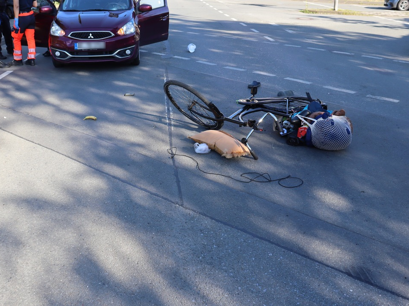 POL-HF: Verkehrsunfall mit Personenschaden- Radfahrer verlässt verletzt die Unfallstelle - Foto: presseportal.de