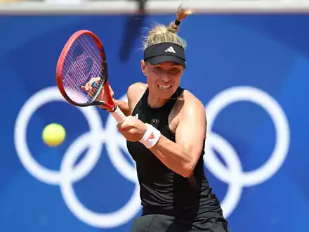Angelique Kerber fehlten zwei Punkte zum Halbfinaleinzug. - Foto: Sven Hoppe/dpa