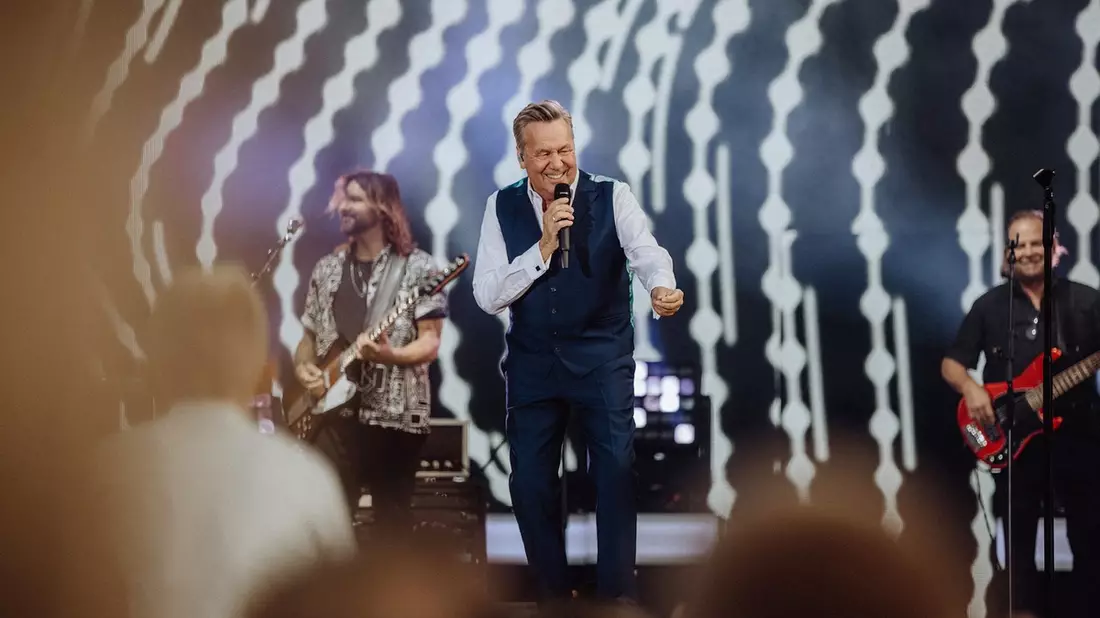 Ein besonderer Abend mit Roland Kaiser – MDR sendet Programm rund um den Schlagerstar bis in die Nacht - Bild: presseportal.de