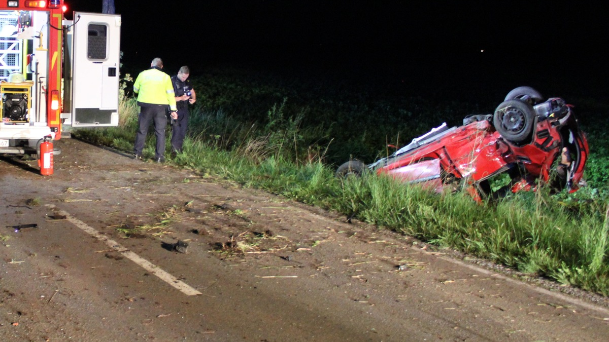 POL-MI: Autofahrer erleidet tödliche Verletzungen - Foto: presseportal.de