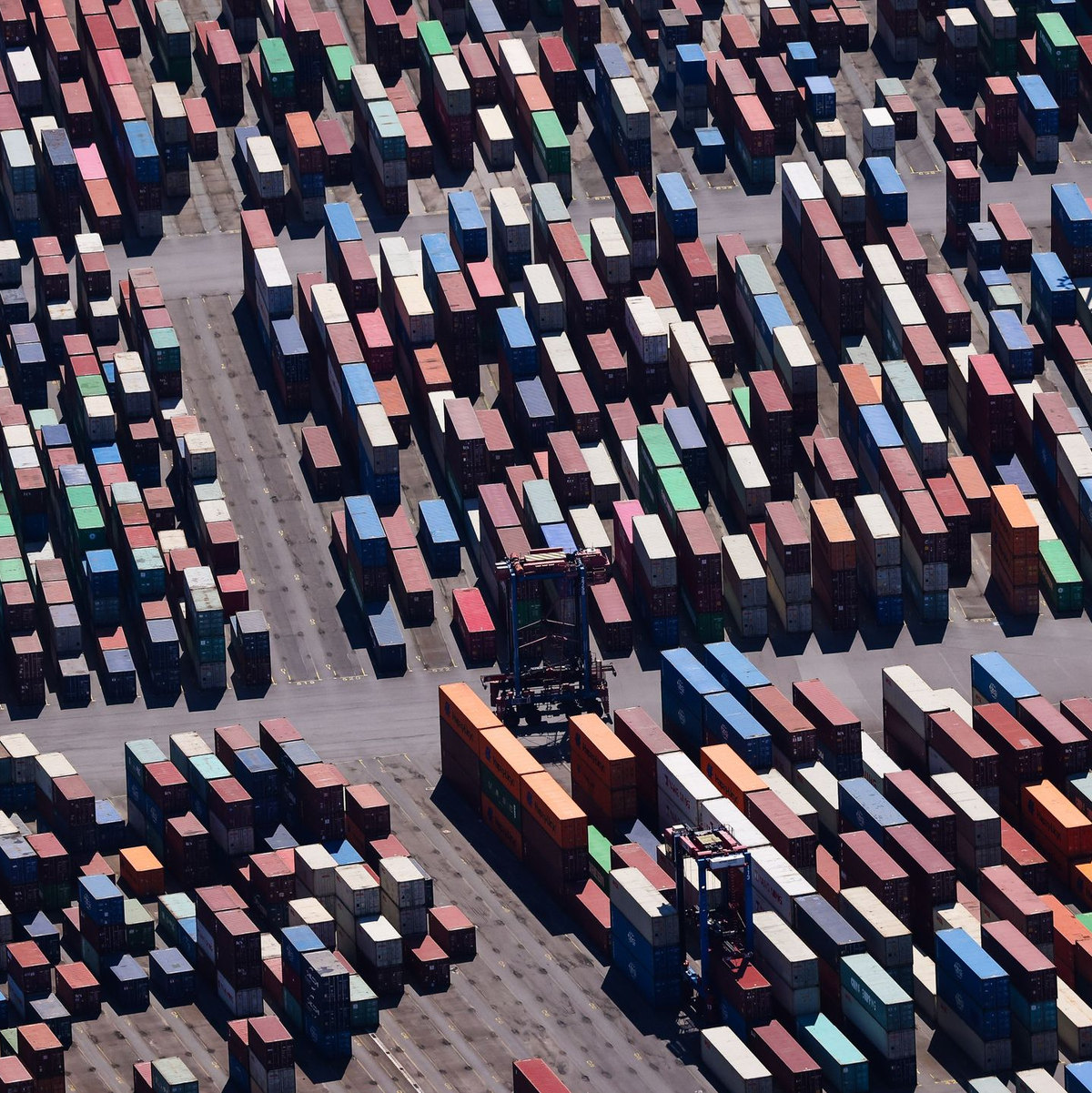 Die deutsche Wirtschaft ist im zweiten Quartal leicht geschrumpft (Archivfoto) - Foto: Christian Charisius/dpa