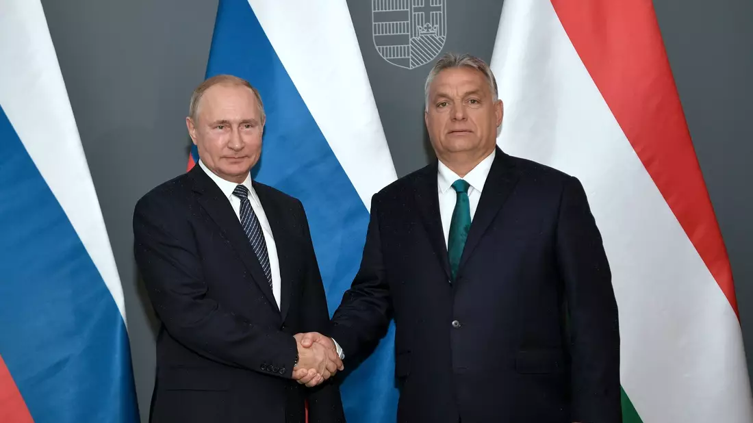 Vielen in der EU sind die guten Kontakte von Viktor Orban zu Wladimir Putin ein Dorn im Auge. (Archivbild) - Bild: Alexei Nikolsky/Pool Sputnik Kremlin/dpa
