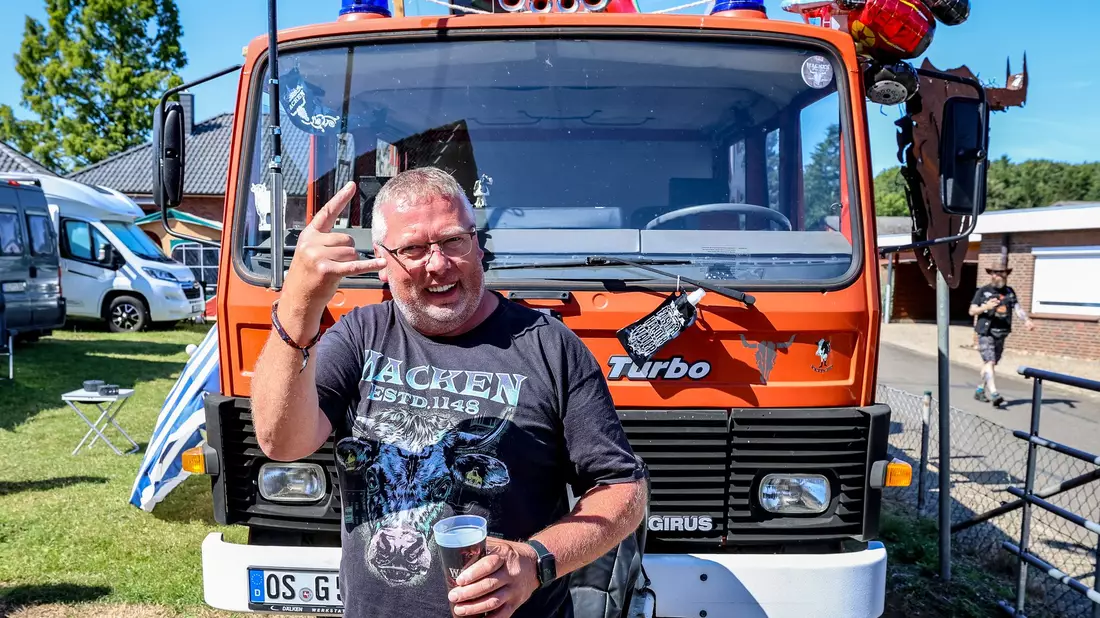 Am Mittwoch öffnet das Infield vor den großen Bühnen. - Bild: Axel Heimken/dpa