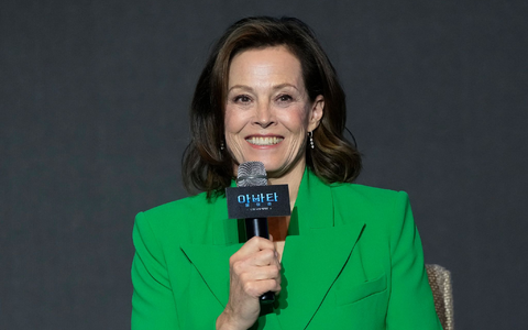 Hollywood-Star Sigourney Weaver wird Prospero in Shakespeares Der Sturm spielen - Foto: Ahn Young-Joon/AP/dpa