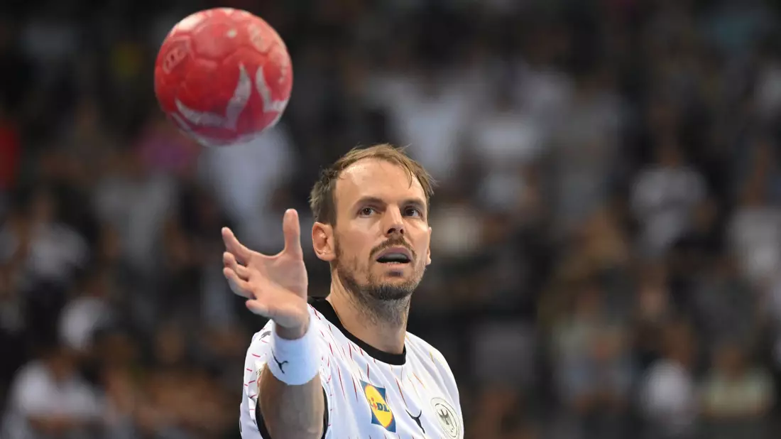 Handballer Kai Häfner beendet nach den Olympischen Spielen seine Karriere in der Nationalmannschaft.. - Bild: Marijan Murat/dpa