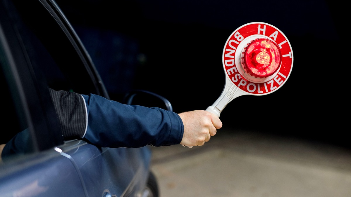 Bundespolizeidirektion München: Unerlaubte Einreisen in Bayern Januar-Juni 2024 / Bundespolizeidirektion München zeigt fast 10.000 illegale Grenzübertritte an - Foto: presseportal.de