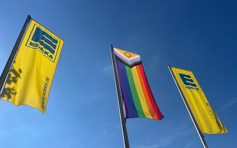 Liebe geht raus: EDEKA setzt Zeichen für Vielfalt auf dem Christopher Street Day 2024 in Hamburg - Foto: presseportal.de