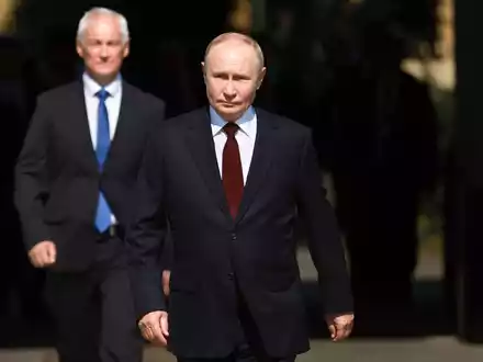 Kremlchef Wladimir Putin hat für Ostern eine Feuerpause in seinem Krieg gegen die Ukraine verkündet. (Archivbild) - Foto: Vyacheslav Prokofyev/Pool Sputnik Kremlin/AP/dpa