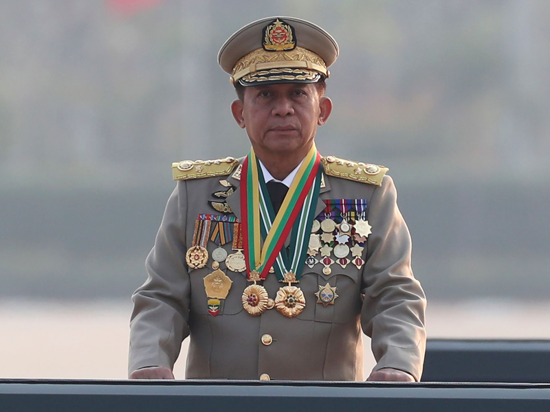 Machthaber Min Aung Hlaing regiert mit eiserner Faust. (Archivbild) - Foto: Aung Shine Oo/AP