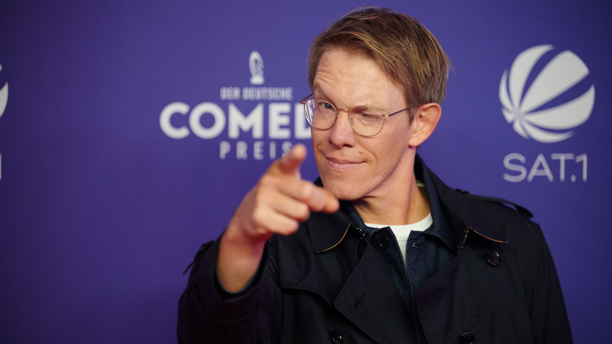  Simon Gosejohann  meldet sich mit «Comedystreet» zurück. - Foto: Henning Kaiser/dpa