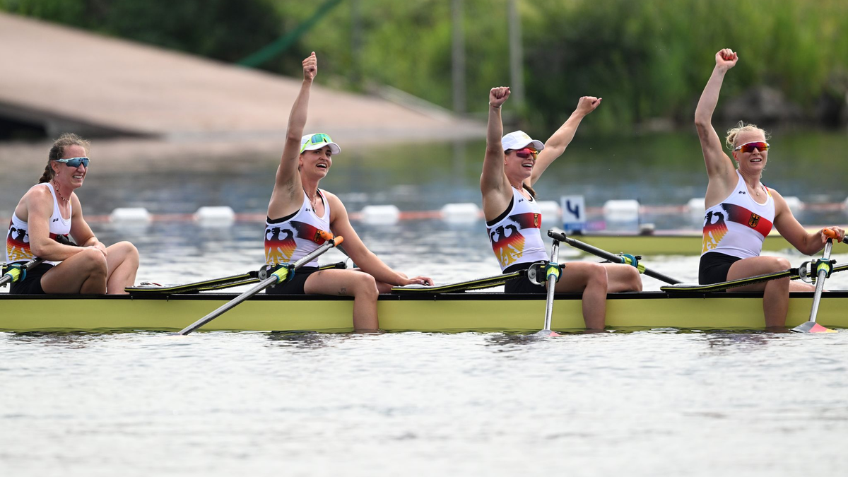 Der Doppelvierer holt Bronze bei Olympia. - Foto: Sebastian Kahnert/dpa