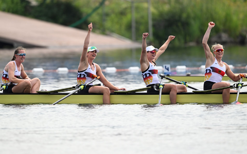 Der Doppelvierer holt Bronze bei Olympia. - Foto: Sebastian Kahnert/dpa