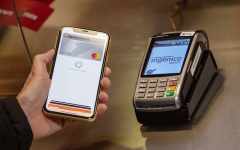 Apple Pay ist in Deutschland die populÀrste digitale Bezahlmethode an der Kasse. - Foto: Lino Mirgeler/dpa Apple Pay ist in Deutschland die populÀrste digitale Bezahlmethode an der Kasse. - Foto: Lino Mirgeler/dpa