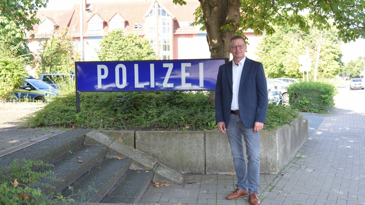 POL-H: Amtswechsel im Polizeikommissariat Springe: André Butte übernimmt die Leitung - Foto: presseportal.de
