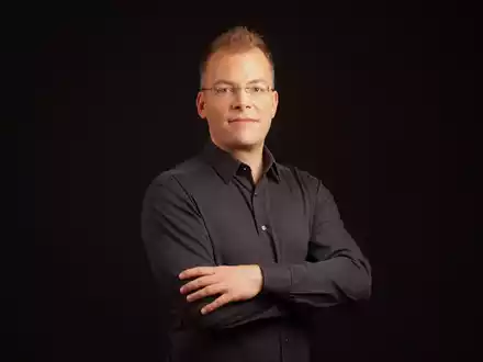 Philipp Ahmann wird neuer Chefdirigent des WDR Rundfunkchores - Foto: presseportal.de