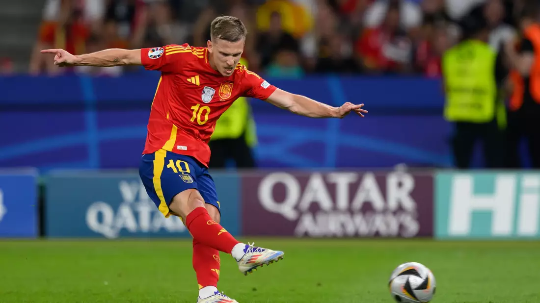 Der FC Barcelona und Dani Olmo selbst sollen sich mündlich geeinigt haben. - Bild: Robert Michael/dpa