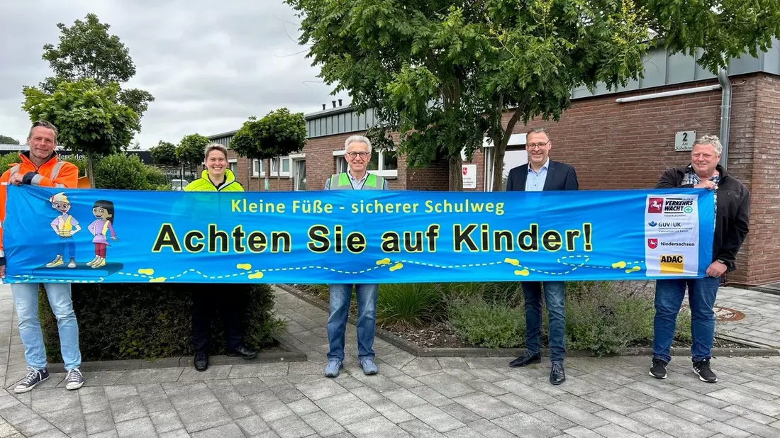 POL-EL: Landkreis - Schulstart (Foto) - Bild: presseportal.de