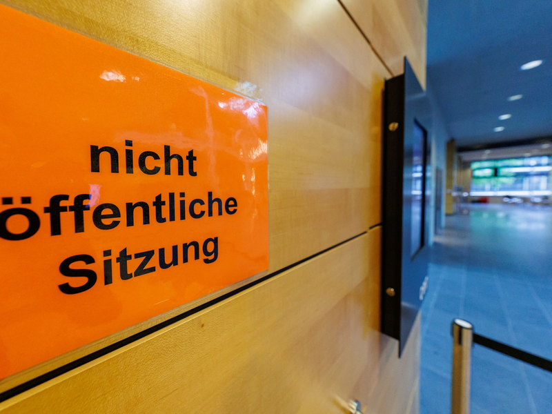 Im Prozess gegen einen 15-Jährigen, der einen 14 Jahre alten Mitschüler erschossen hat, hat die Staatsanwaltschaft ihr Plädoyer gesprochen. (Archivfoto) - Foto: Daniel Karmann/dpa