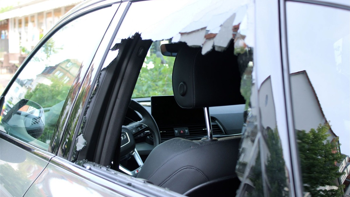 POL-MI: Geldbörse aus Auto entwendet - Foto: presseportal.de