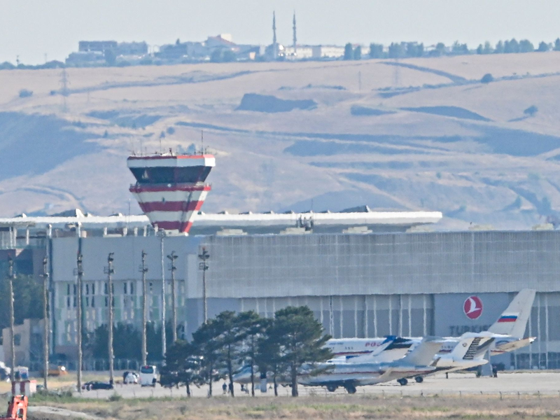 Einige der freigelassenen Gefangenen saßen schon seit etlichen Jahren in Haft. - Foto: Uncredited/AP