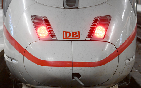 Der Halt Berlin-Spandau entfällt. (Archivbild) - Foto: Felix Hörhager/dpa