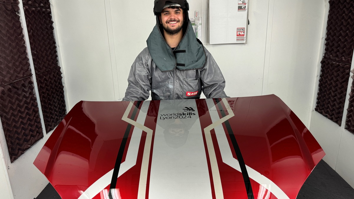 WorldSkills 2024: Jason Scherer aus dem Saarland repräsentiert das deutsche Fahrzeuglackierer-Handwerk bei der WM in Lyon - Foto: presseportal.de
