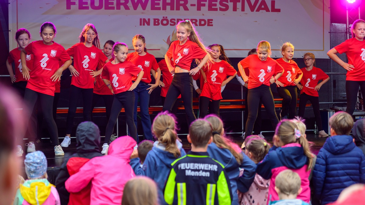 FW Menden: An diesem Wochenende: Zwei Tage Feuerwehrfestival in Bösperde - Foto: presseportal.de