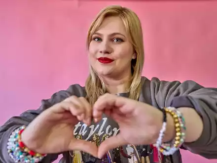 37°Lebenim ZDF:Being Swiftie – Ein Leben für Taylor Swift / Reportagereihe begleitet Fans des Superstars - Foto: presseportal.de