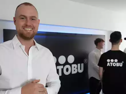 Mit der ATOBU-Methode macht Sebastian Schaulies Handwerksbetriebe zu Kunden- und Bewerbermagneten - Foto: presseportal.de
