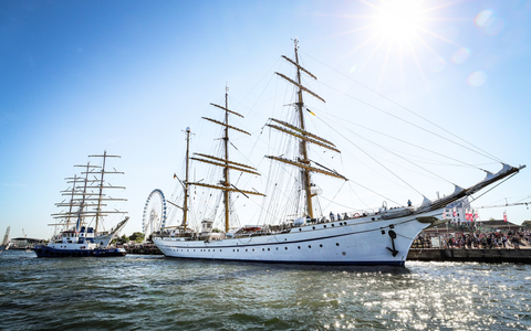 Willkommen an Bord - die Deutsche Marine bei der Hanse Sail 2024 - Foto: presseportal.de